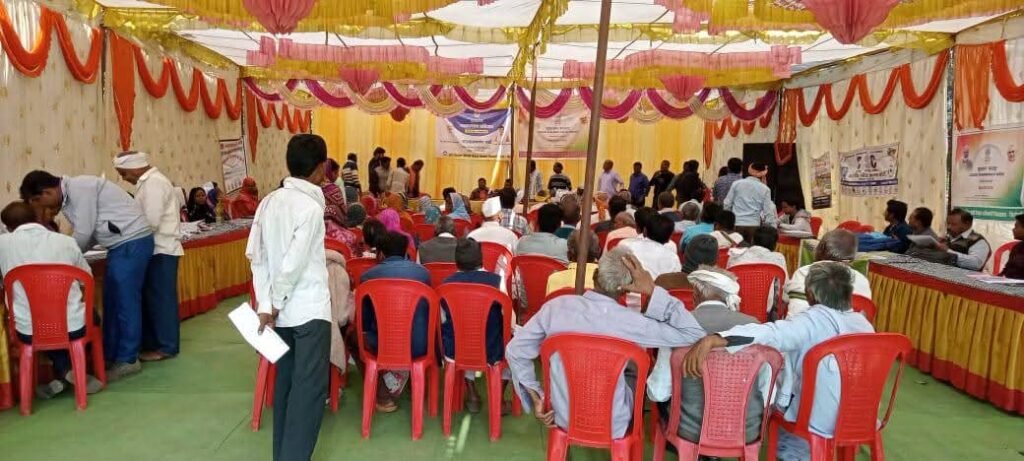 इस अवसर पर मुख्यमंत्री जी की हितग्राही विभिन्न योजनाओं से हितग्राहियों को किया लाभान्वित